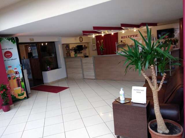 Отель Hotel Apollo - Central Сибиу-12