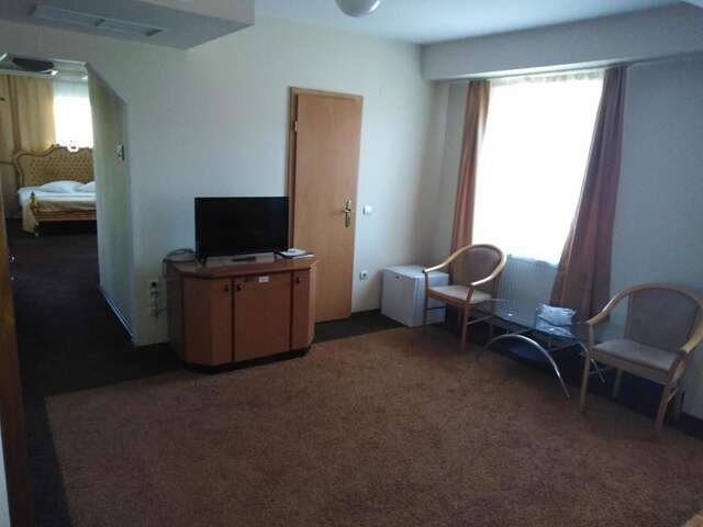 Отель Hotel Apollo - Central Сибиу-23