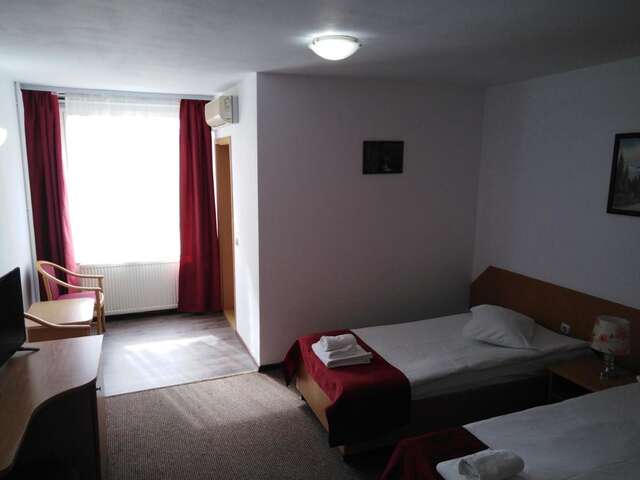 Отель Hotel Apollo - Central Сибиу-25