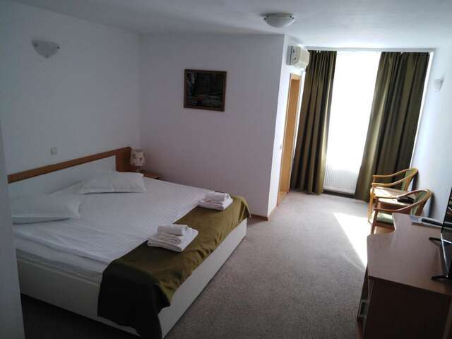 Отель Hotel Apollo - Central Сибиу-26