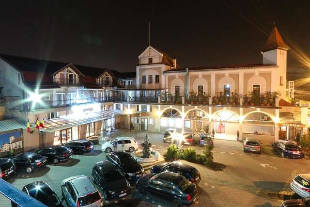 Отель Hotel Apollo - Central Сибиу-10